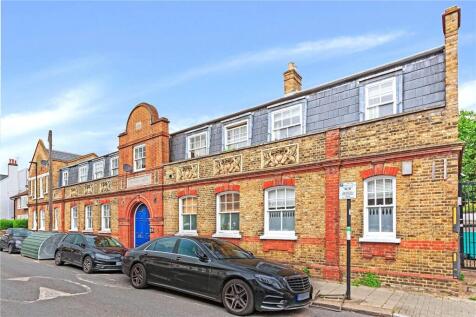 Edgeley Road, London, SW4