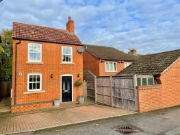 2a, School Lane, Northampton NN6 9LD