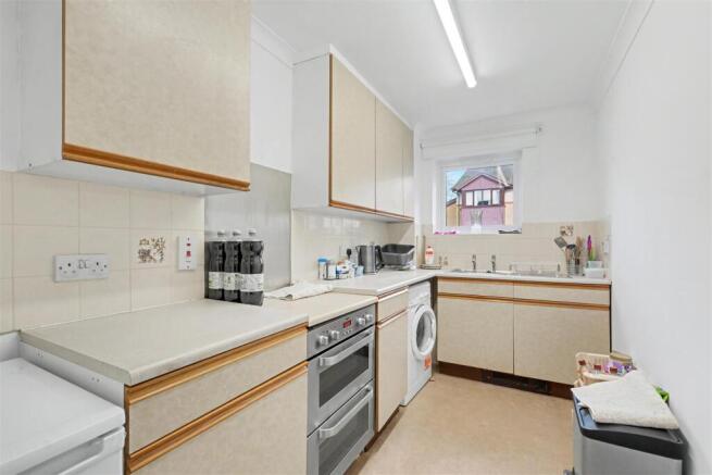 Kitchen_1.jpeg