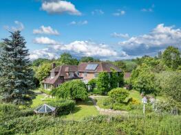 Mayfield, Midhurst Road, Haslemere GU27 3EZ