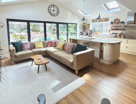 Kitchen 4