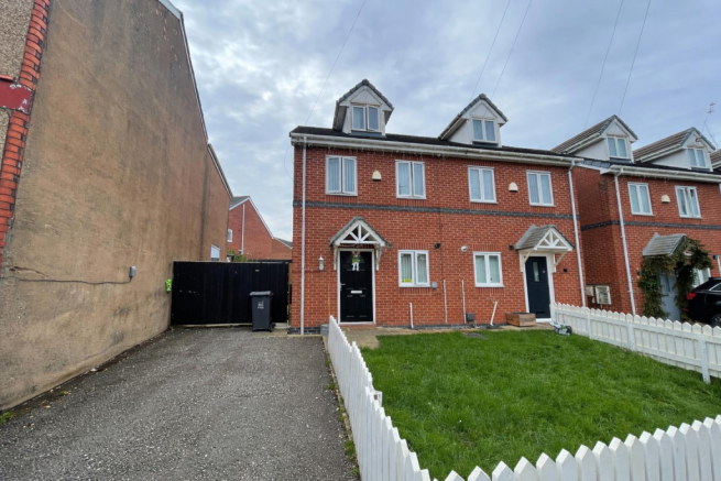 17 Morecroft Drive.png