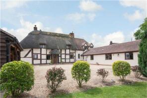 The Thatch, Link End Road, Gloucester GL19 4NN
