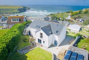 Seadrift, Trenance, Mawgan Porth, Newquay TR8 4DA