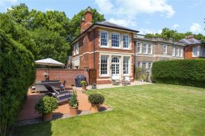 Newton Place, Gonerby Court, Gonerby Hill Foot, Grantham NG31 8HT