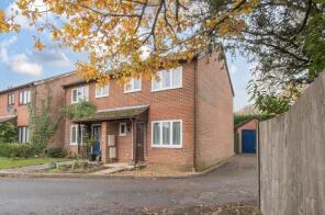 10, Woodberry Close, Chiddingfold, Godalming GU8 4SF