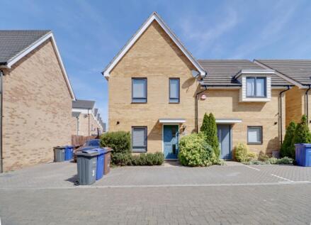 Bredle Way, Aveley, South Ockendon, RM15