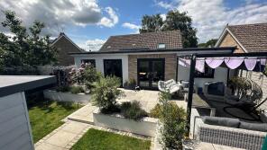 10, Parkway Close, Peterborough PE8 6QF
