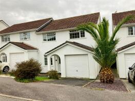 33, Kent Avenue, Carlyon Bay PL25 3HH