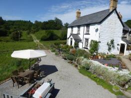 Ty Isaf, B4402 From Llandderfel To Prow Llandderfel No 35 (br), Bala LL23 7HY