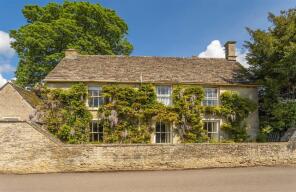 Mawley Farm House, Victoria Road, Cirencester GL7 5BW