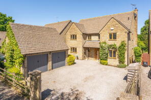 2, Coppenacre, Junction With Flisteridge Road South And East To Emmet Hill, Malmesbury SN16 9PR