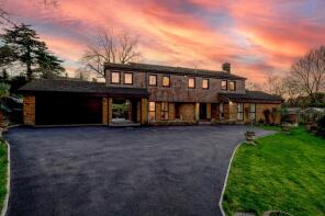 Achnakirk, Beech Hill, Hellidon NN11 6LH