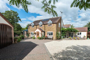 Summerdyne, Chapel Lane, Callow Hill, Kidderminster DY14 9XE