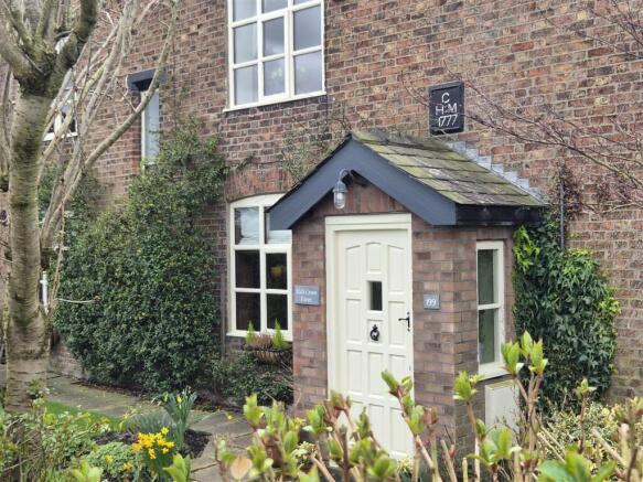 ENTRANCE PORCH