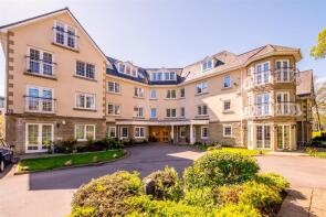 30, Knightsbridge Court, Brighouse HD6 1FB