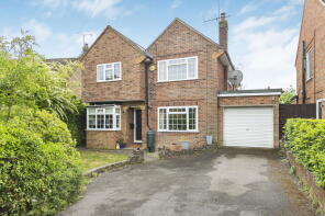 14, Orchard Gardens, Leatherhead KT24 5NR