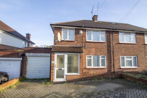 3 bedroom semi-detached house