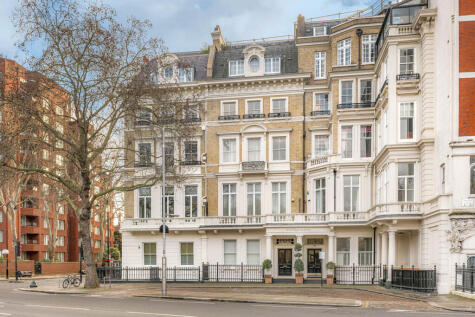 Palace Gate, London, W8