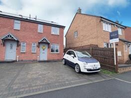 1, Sheens Court, Newnham GL14 1FE