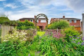 7, Dineley Close, Peopleton WR10 2EL