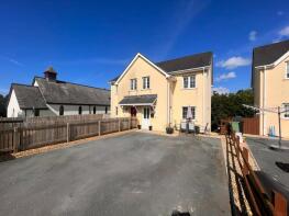 2, Cae Gwen, Bro Mydyr, Lampeter SA48 7AH