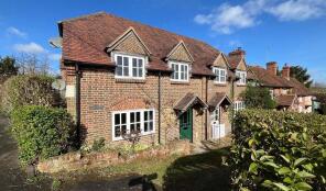 1, Sarsens Cottage, Old Stanmore Road, East Ilsley, Newbury RG20 7LU