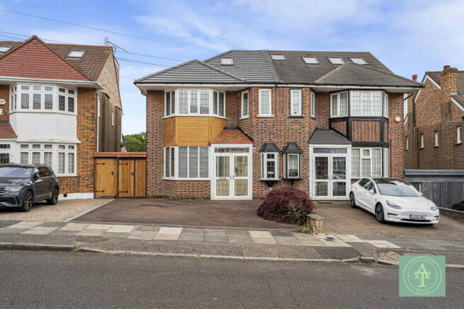 3 Bedroom Semi Detached for Sale