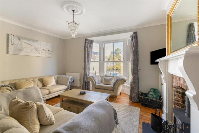 sitting room.jpg