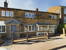 965, Huddersfield Road, Oldham OL4 4AT