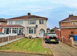 16a, The Island, George Avenue, Mile Oak, Tamworth B78 3PP