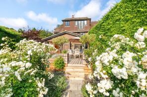 2 Bramley Cottage, Cricket Close, Winchester SO21 2PX