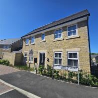 2, Lcpl Steven Bagshaw Avenue, Glossop SK13 1AG