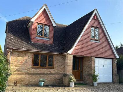 Moneyrow Green, Holyport, Maidenhead, SL6