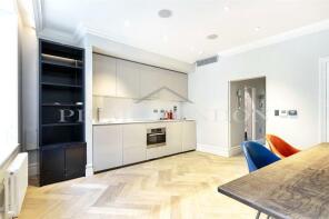 Apartment 4, Chambers House, Broad Court, London WC2B 5PY