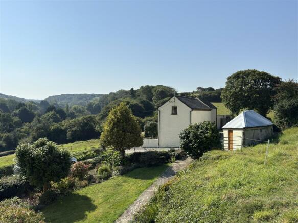 BARNS & VALLEY VIEW.jpeg
