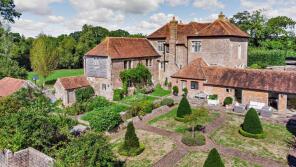 The Manor House, Chiddingly Place, Highlands Lane, Lewes BN8 6HE