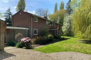 9 Bridge House, The Street, Norwich NR9 5BL