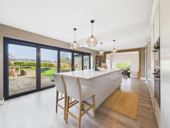 Kitchen: