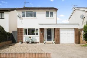 7, Ludlow Road, Bangor On Dee, Wrexham LL13 0JG