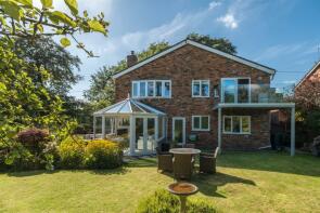 Thornbeck, The Avenue, Comberbach, Northwich CW9 6HT
