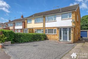 17, Hunter Drive, Manningtree CO11 2EJ