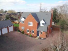 7, Lewens Croft, Newport Pagnell MK16 9JN