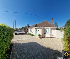 Lyndale, Queens Road, North Warnborough, Hook RG29 1BB