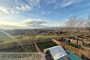 44, Hill Top Drive, Rochdale OL11 2RD