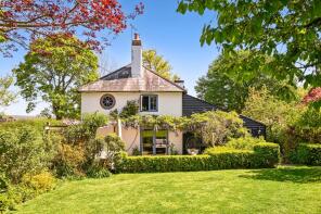 Orchard House, Catts Hill, Tenterden TN30 7JR