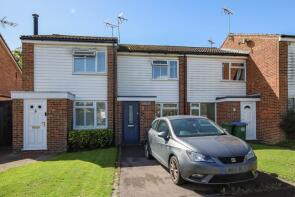50, Finians Field, Horsham RH13 0NQ