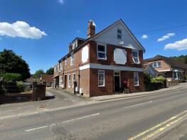 Flat 4, Glovers House, Church Road, Shottermill, Haslemere GU27 1NU