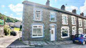 5, Stanley Street, Ynysddu, Cwmfelinfach NP11 7HF