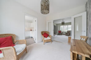6, Longbourn Way, Medstead, Alton GU34 5GX
